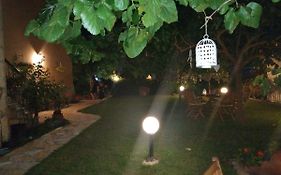 Fani House